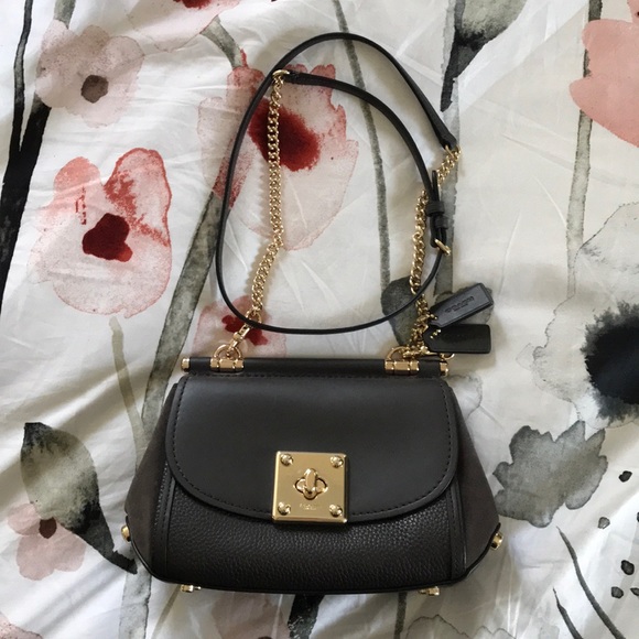 Coach Handbags - *NEW* Coach crossbody purse